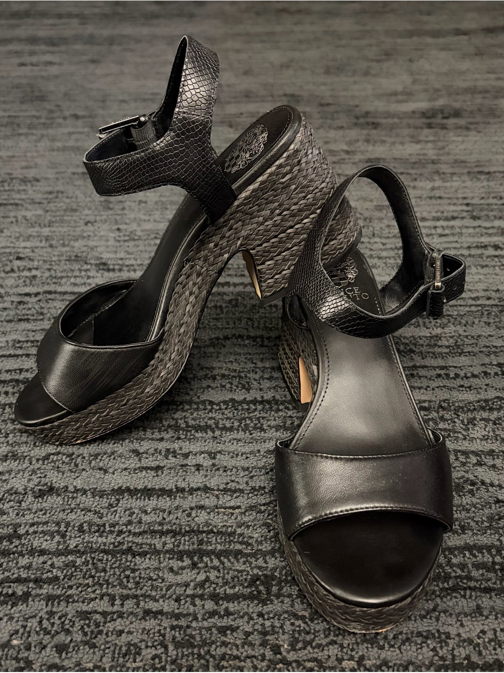 Vince Camuto Ranneli snake print ankle strap espadrille platform sandals